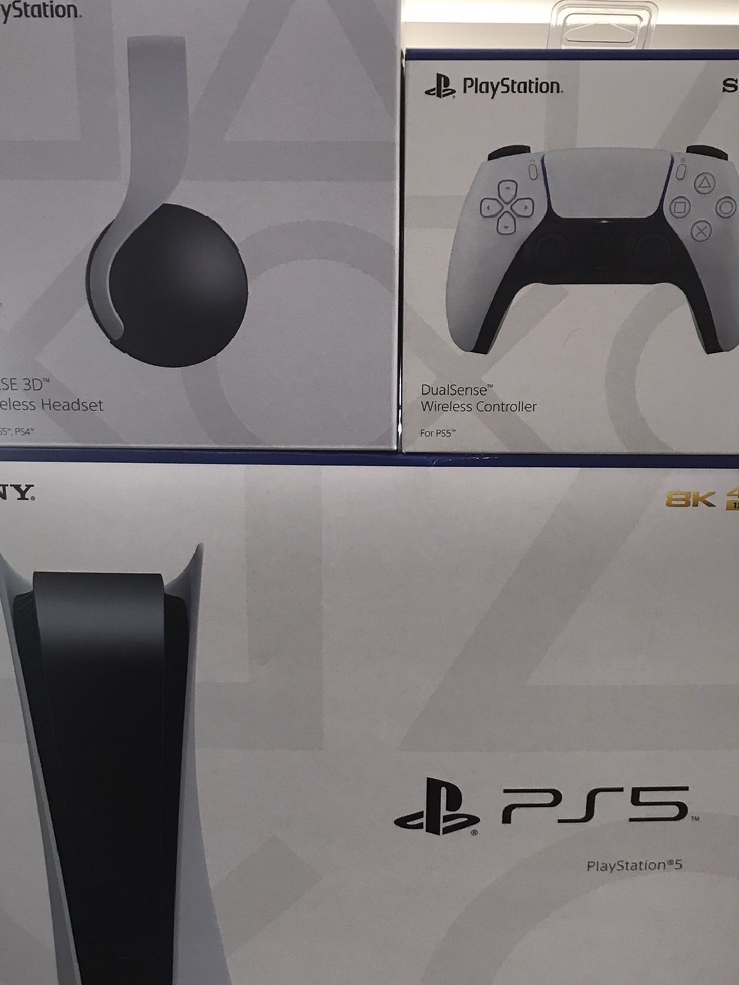 Brand New Sony PS5 Disc Version Bundle With Controller And Headset