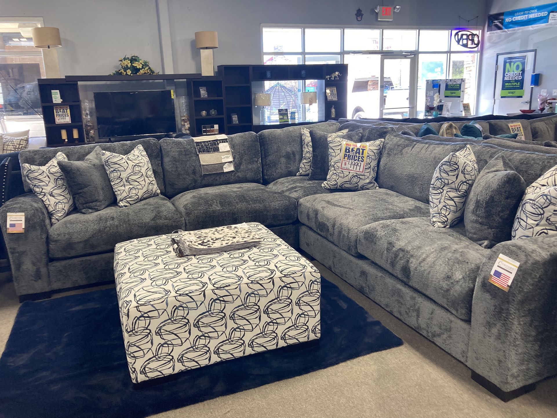 Grey Cozy Sectional ☑️🩵 $4,899