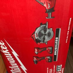 Milwaukee 4 Tool Combo Kit 
