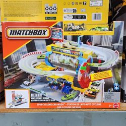 Matchbox spin cyclone car wash super auto center
