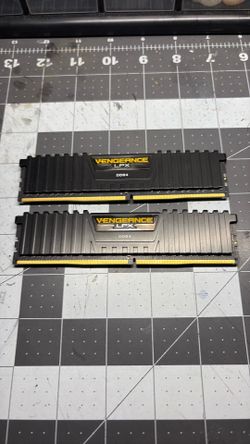 16GB Corsair Vengeance LPX DDR4