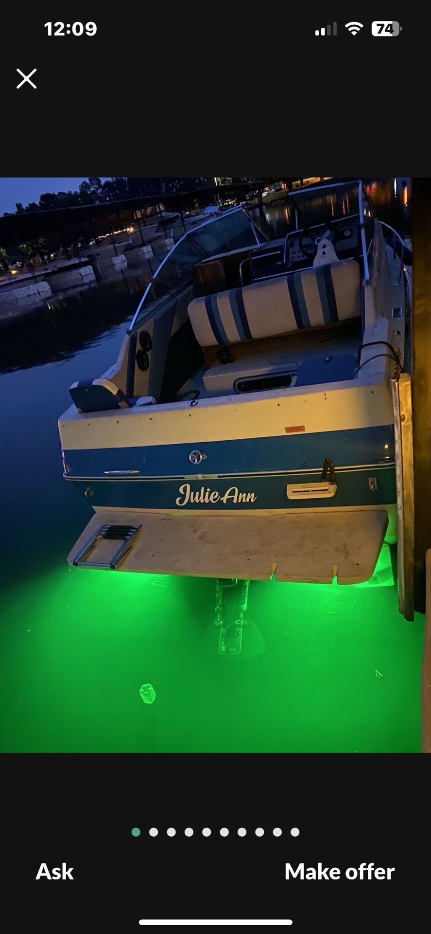 1988 SeaRay Cuddy cabin