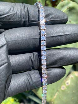 Vintage Sterling Silver CZ Tennis Bracelet – 8" Long, 16.78 Grams, Like New
