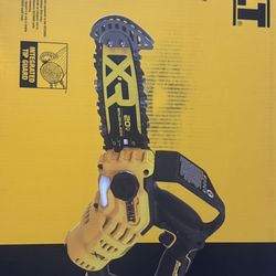 Dewalt Pruning Chainsaw (tool Only)