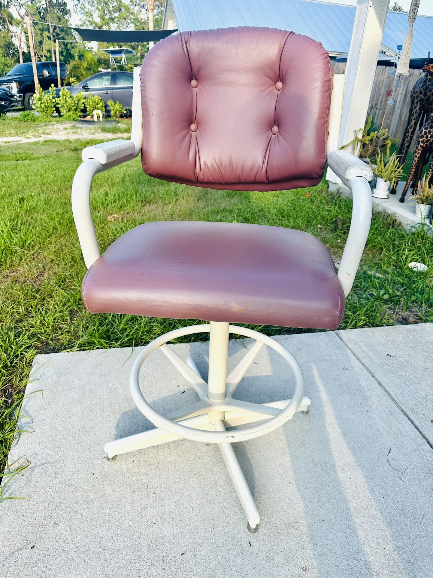 Beautiful Swivel Chair