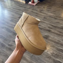 Uggs Women Classic Mini And Ultra Mini  Platform