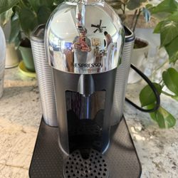 Like New Nespresso Machine