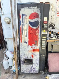 Pepsi Drink Vending Machine