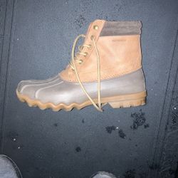 SPERRY DUCK BOOTS 