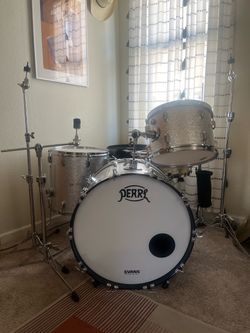 Pearl President Deluxe Drum Set / Kit