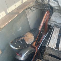 Sting Ray Bike And Bike Junk