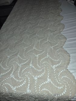 Vintage Lace Table Cloth
