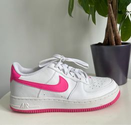 Women Size 6.5 Nike Air Force 1 Low Laser Fuchsia Pink Shoes 5Y