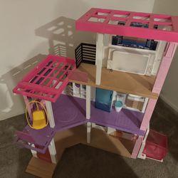 Barbie House Used