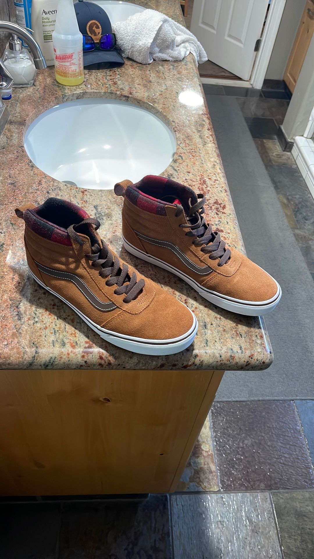Vans Mens Size 9