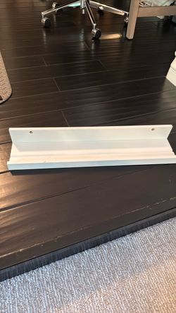White Floating Wall Picture Ledge Shelf
