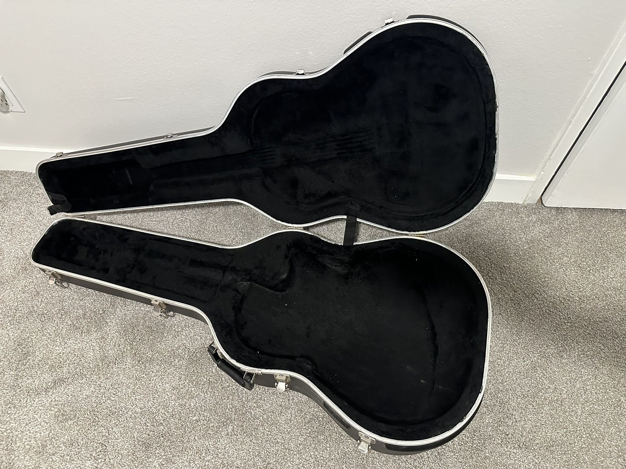 Ovation Guitar Hard Case