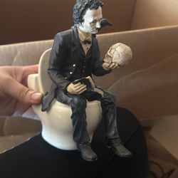 Bathroom Deco Edgar Alan Poe 