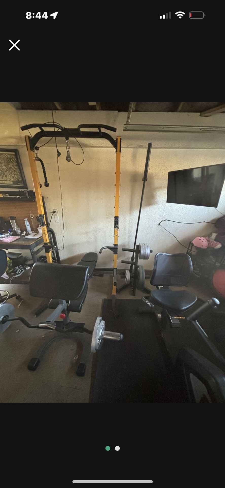 Squat rack Curl bar Straight bar Weights includes (2) 5.5 lbs (4) 11lb (2) 25 lb (2) 22lb (2) 45 lb All for $500