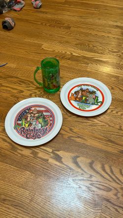 Rainforest Cafe Bundle - Brand New