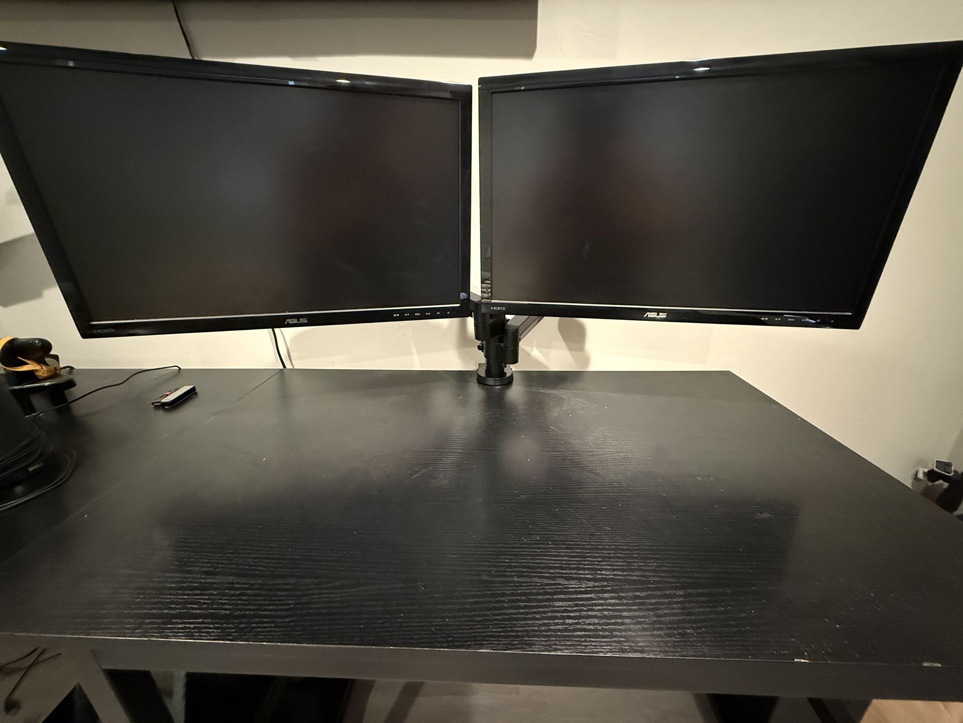 Dual Monitors