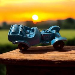 TootsieToy-Blue-1960 Vintage Diecast-Cars