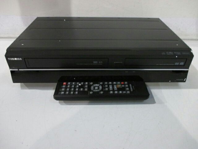 TOSHIBA DVR-620KU DUAL DVD & VHS RECORDER/PLAYER - PRICED VERY LOW!!