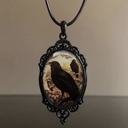 Brand New Beautiful Black Raven Bird Necklace 