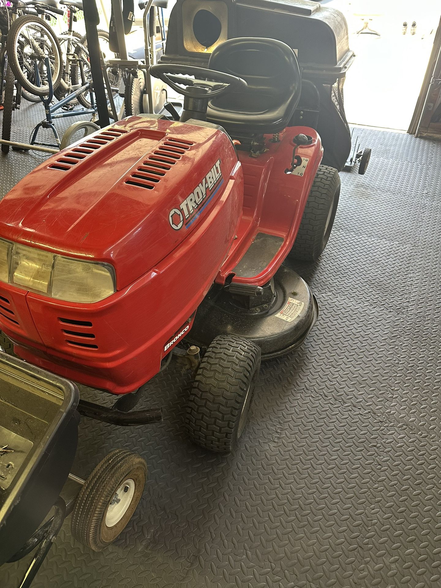 Troy Bolt Riding Mower