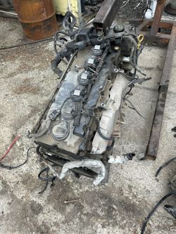 2001 - 2009 GMC Envoy 4x4 Engine Parts