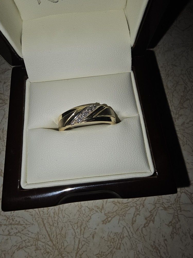 Men's Gold Wedding Band