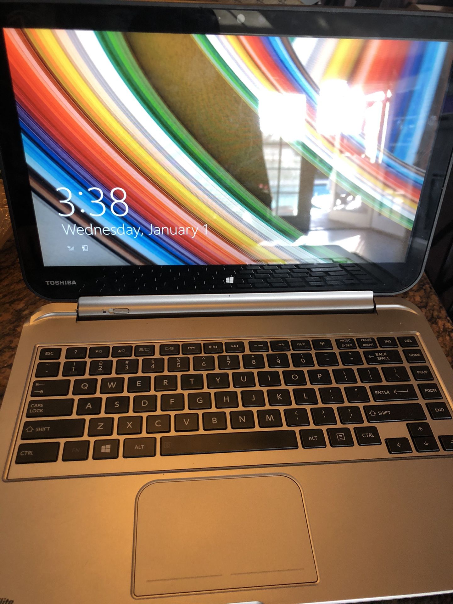 Toshiba Satellite Click 2-in-1 13in. Touch Screen Laptop