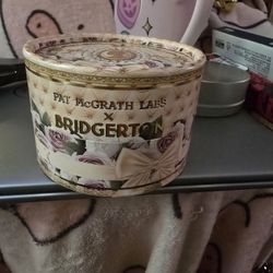 Pat McGrath X Bridgerton  Shimmer Powder 