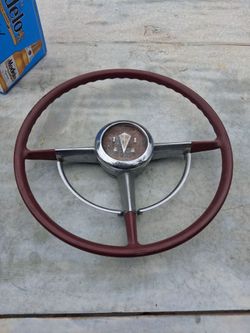 NICE VINTAGE 1940s-50s HUDSON STEERING WHEEL!! 475$