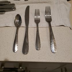 Silverware Set