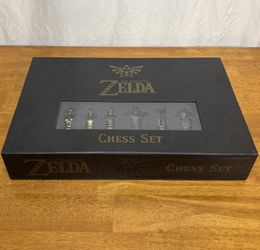 The Legend of Zelda Chess Set, Complete In Box 2016 Nintendo Collector Edition