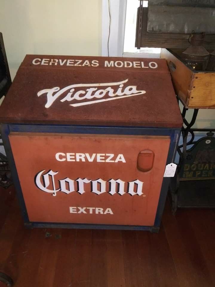 Vintage Victoria Corona Metal Ice Chest w/ Handle & Bottle Opener