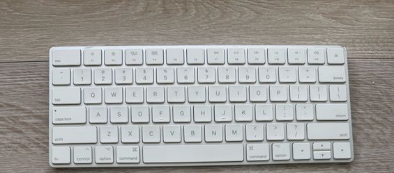 Apple wireless keyboard