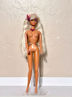 Barbie Unclothed from Vintage 1993 Mattel “Glitter Beach Barbie #3602”