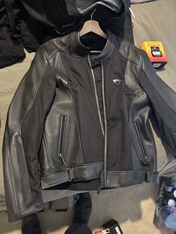 Rev’it Ignition 2 Leather/Mesh Jacket