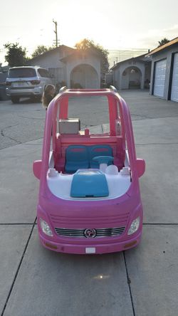 Barbie bus