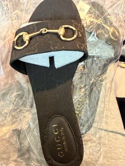 Gucci black