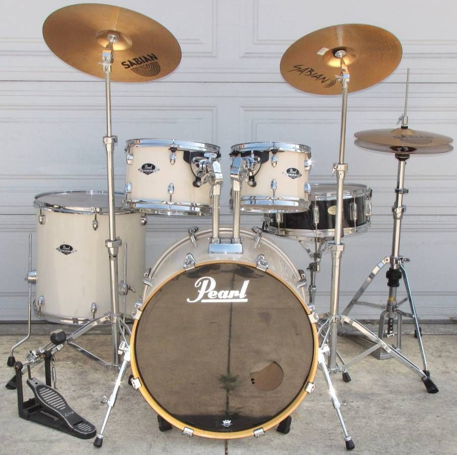 Pearl Eport White Drum Set With Sabian Cymbals And Hardware