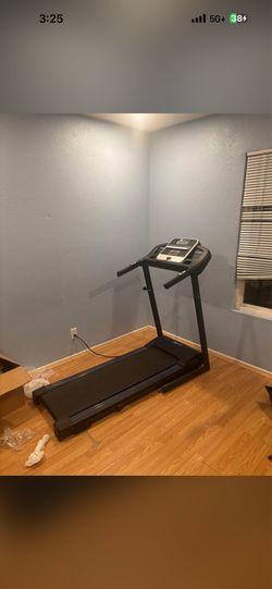 XTERRA Folding Treadmill