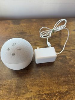 Amazon Echo Dot Smart Speaker With Alexa White