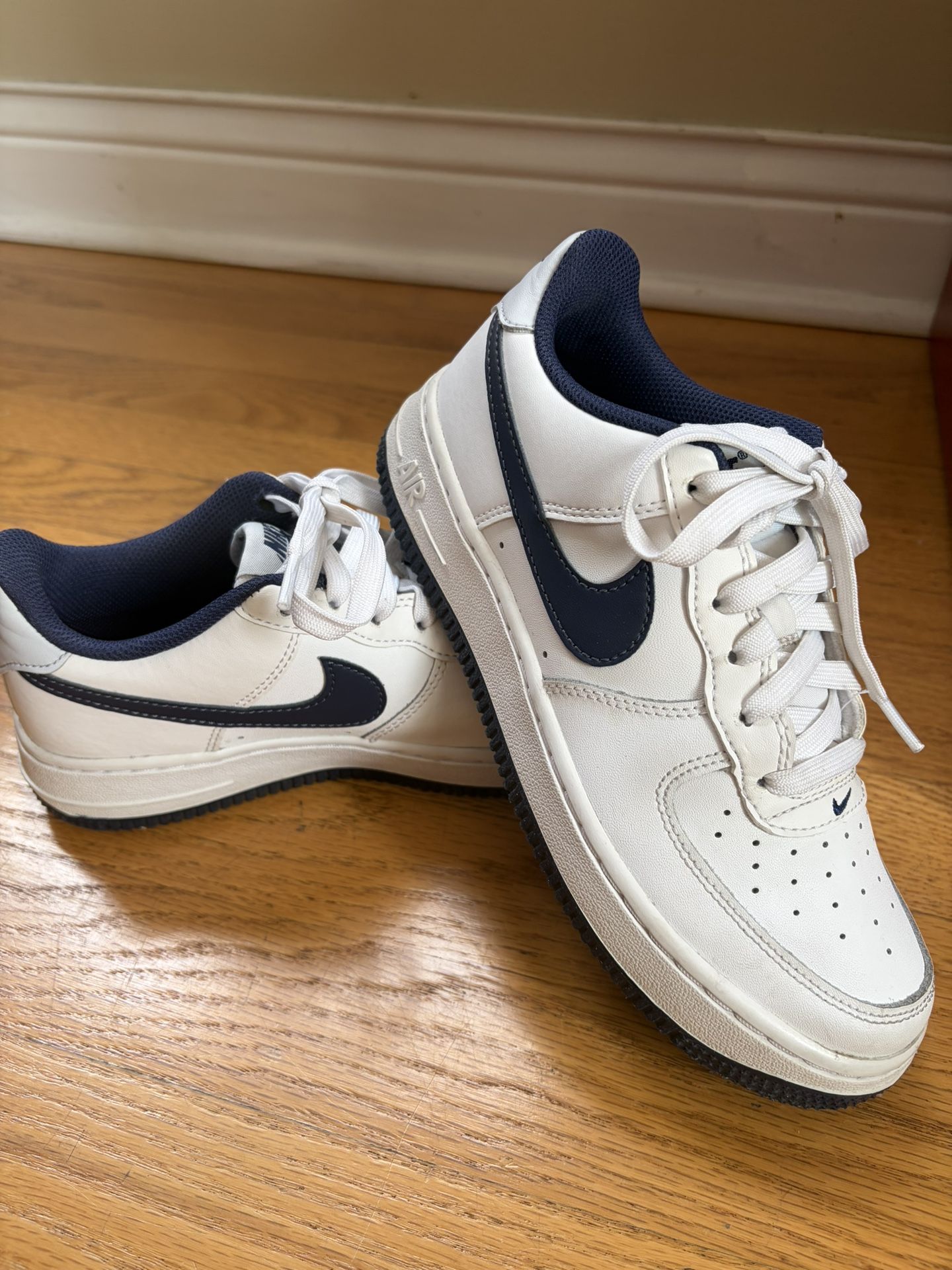 Nike Air Force 1 Size 3.5Y $80