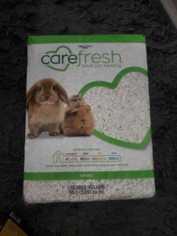 Free Carefresh White Small Pet Bedding 50L