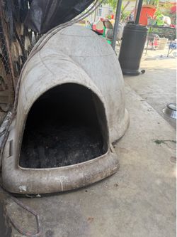 large Med igloo dog houses