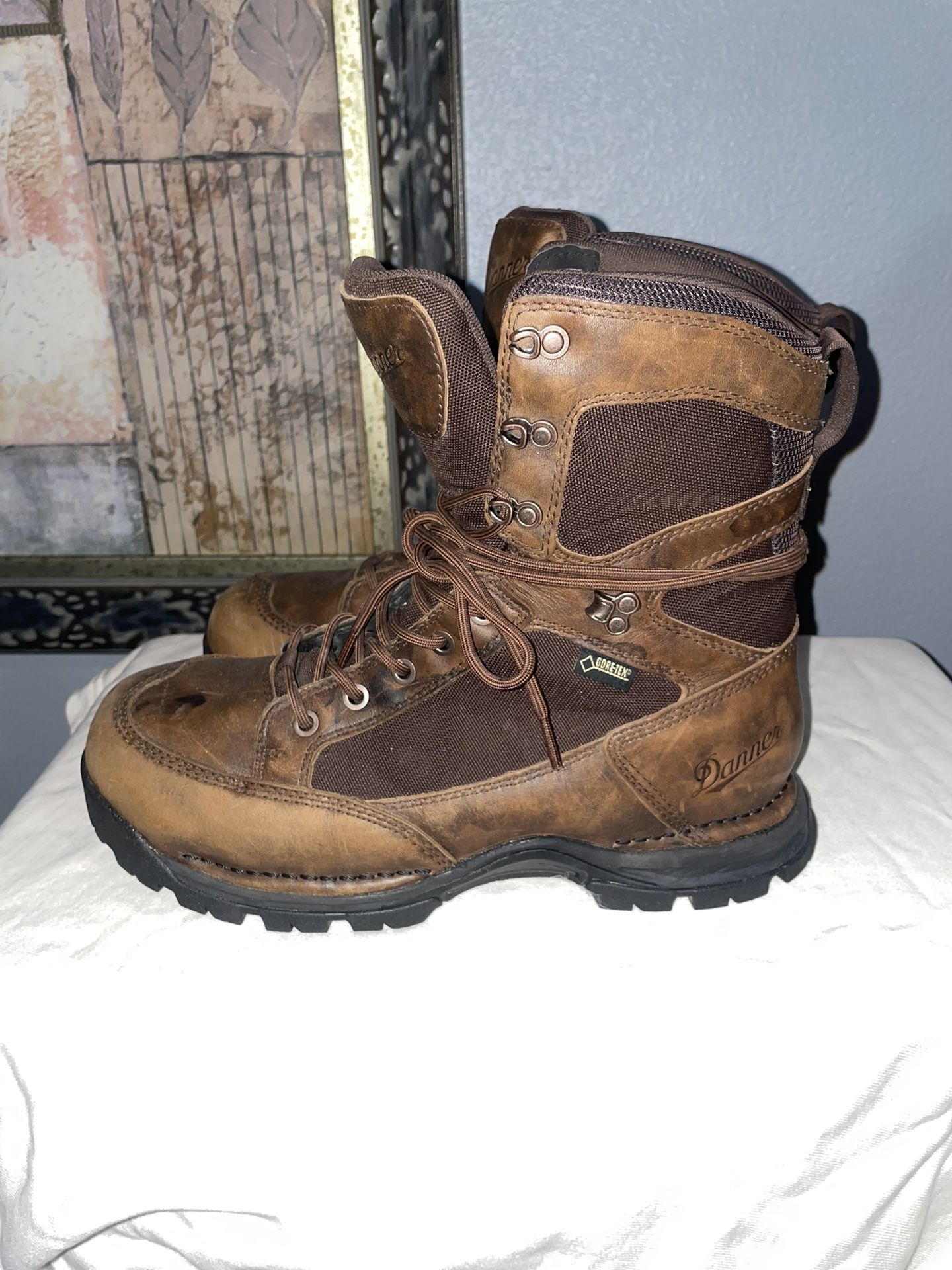 Awesome Danner Pronghorn 8" Size 8 Men's