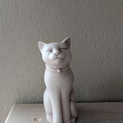 Cast Stone White Cat Figurine Figure Eclipse